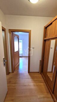 Pronájem zděného bytu o velikosti 2+kk a výměře cca 44 m2, v