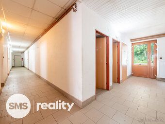 Nabízíme k prodeji komerční objekt typu PRŮMYSLOVÝ AREÁL, kt