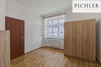 Nabízíme k dlouhodobému pronájmu světlý a útulný byt 2+kk o 