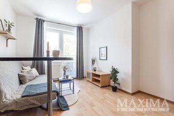 Prodej bytu 2+kk, 42 m2, ul. Martinická: garáž, sklep, výtah