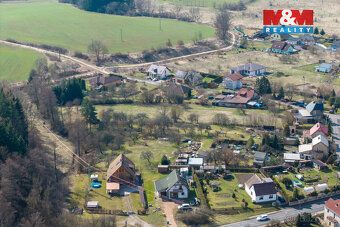 Nabízíme k prodeji stavební parcelu o výměře cca. 2500m2, kt