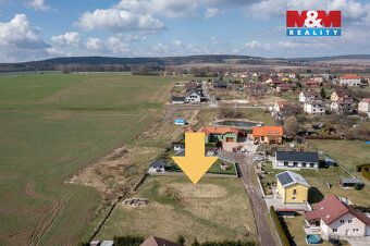 Hledáte pozemek na klidném místě v dobré dojezdové vzdálenos