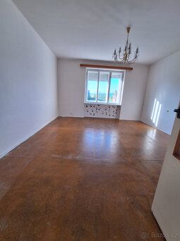 Hledáte-li prostorný dům v obci Šumvald, vhodný pro bydlení 