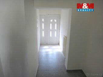 Pronájem nového půdního bytu 2+kk v rodinném domě v obci Vel