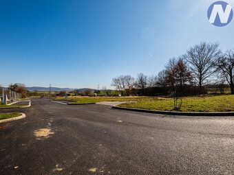 Exkluzivní nabídka dvou stavebních pozemků o výměrách 906 m²