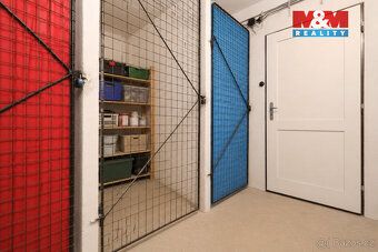 Nabízíme k prodeji byt 2+1 o užitné ploše 69 m² v panelovém 