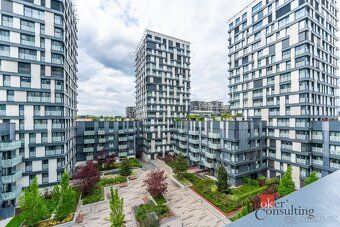 Pronájem bytu 1+KK 39 m2 se sklepem / Apartment 1+KK (1-bedr
