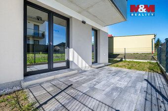 Nabízíme k pronájmu světlý byt 2+kk o užitné ploše 55 m² v n