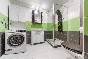 Nabízím Vám k pronájmu atraktivní byt o dispozici 3+kk v žád