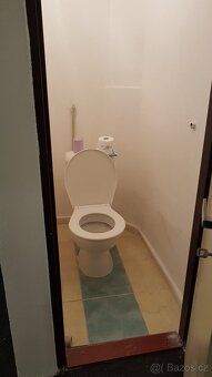 Pronajmu soubor 2 kanceláří ( 60 m2 ) se skladem, kuchyńkou 