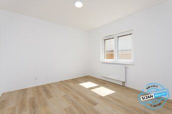 Ev.č. 00732 Hledáte pronájem nového bytu s vlastním parkován