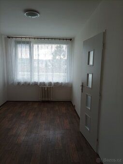 Nabízím dlouhodobý pronájem bytu 2+0(cca 42m2) s velkou lodž
