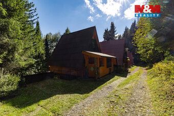 Nabízíme k prodeji s láskou opečovávanou chatu, která nepotř