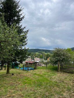 Nabízíme k prodeji zahradu o výměře 495 m² v klidné části ob