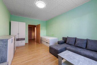 Rental of partially furnished apartment unit in very quiet part of town Habartov, street…