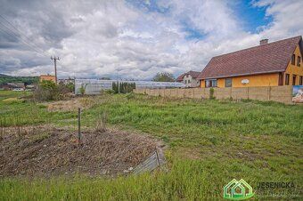 RE Agency Jesenieck Real Estate offers buildings for sale