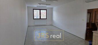Ref # 140040JS Exclusive offer of commercial space for rent by owner's representative, located…