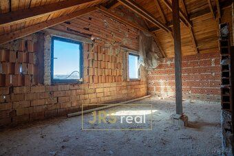 Ref # 140034JS Exclusive representation of the owner offers you