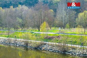 Nabízíme exkluzivně prodej světlého bytu 2+kk o užitné ploše