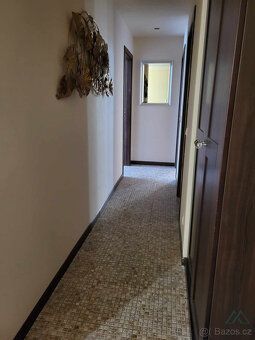 Relax Properties nabízí k prodeji prostorný a plně zařízený 