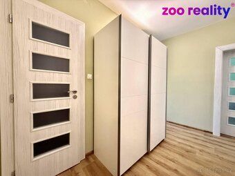One bedroom apartment in personal ownership with barrier-free entrance located on the 6th…