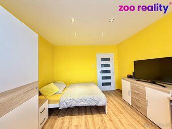 One bedroom apartment in personal ownership with barrier-free entrance located on the 6th…