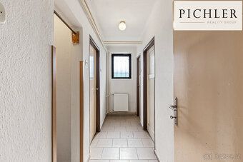 Nabízíme k prodeji komerční objekt situovaný v obci Velká Bu