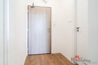 Prodej bytu 1+kk 25,3 m2 s parkovacím stánímInvestiční příle