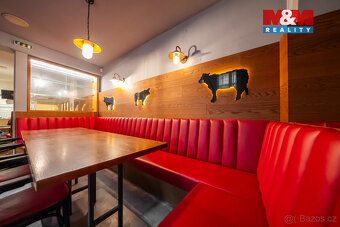 We offer for rent extensive non-residential premises in commercial building