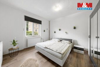 Nabízíme dům se třemi byty 2+1 a pozemky o výměře 1324 m2 v 