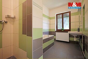 We offer you a unique house with distinctive charm located in the heart of the village of Merklin.