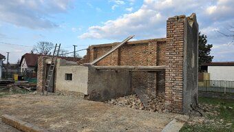 Prodám stavební pozemek 1.579m2 (nebo 2x790m2 i jednotlivě) 