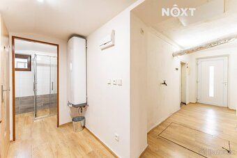 In Bukovice, near the popular Bukova Hora mountain, there is a stone cottage waiting for you…