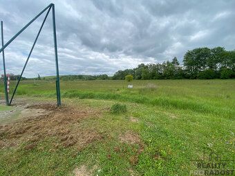 Nabízíme k prodeji pozemek o výměře 1236 m2, Kovalovice - Os
