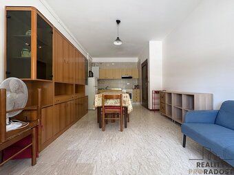 In the southern part of the popular resort town of Silvi Marina we offer for sale a spacious…