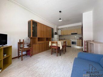 In the southern part of the popular resort town of Silvi Marina we offer for sale a spacious…