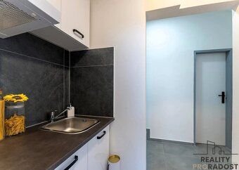 We offer for rent a 2+1 apartment unit of 30 m² which is located on the second floor in a…