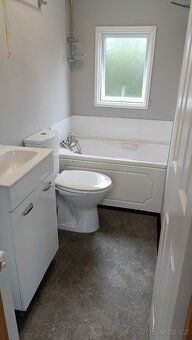 Dobrý den, prodám Celoroční obyvatelný Mobilheim 13×4m. Celo