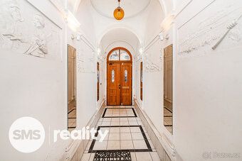 Nabízíme k pronájmu kompletně zrekonstruovaný a skvěle dispo