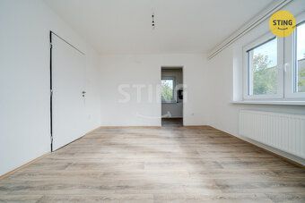 Nabízíme k prodeji rodinný dům se dvěma bytovými jednotkami 