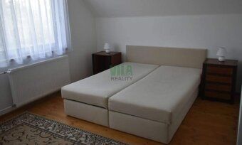 We offer you rent of apartment 3 + 1 with balcony on the second floor of family house in Novy Jicin