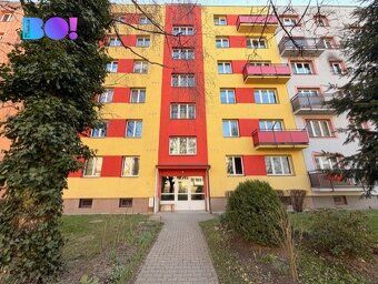 We offer an apartment in private ownership with a layout of 2+1 and total area of 54.4 m²…