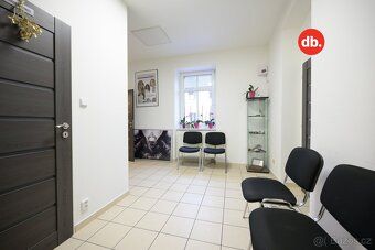 Ev.č. 01798 Nabízíme k pronájmu samostatnou místnost pedikúr