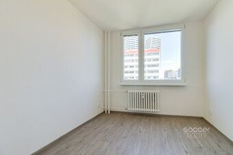 Rental of newly renovated apartment 4+kk / large loggia / storage room
