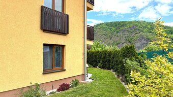 I offer an exceptionally interesting 2+kk apartment of 58 sqm with a garden of 200 sqm, a…