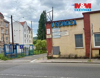 We offer commercial premises for rent on Ústecká Street in Děčín