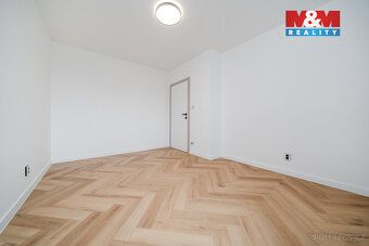 For sale spacious apartment 4+kk in quiet part of Ostrava - Poruba