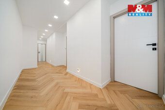 For sale spacious apartment 4+kk in quiet part of Ostrava - Poruba