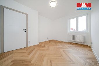 Prodej prostorného bytu 4+kk o užitné ploše 97 m² v centru P