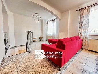 Ref. No. 11475 We offer you an apartment 3+kk in a desirable location at St